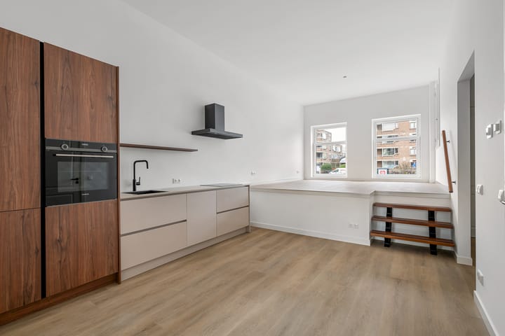 Westzeedijk 74-B